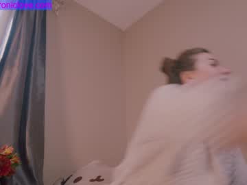 girl cam all day chroniclove image #2773700