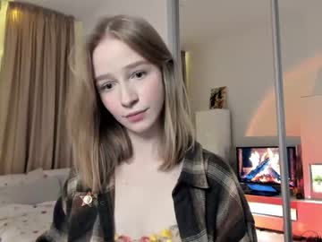 girl cam all day happiness_s image #5923912
