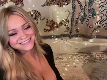 girl cam all day ari_02 image #5353799