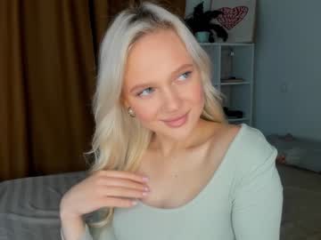 girl cam all day sarahphylliss image #2658893