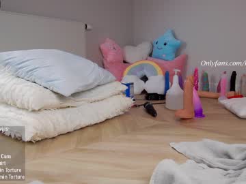 girl cam all day hayleex image #2386319