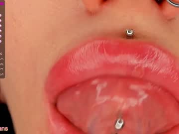 girl cam all day millaava image #409514