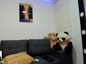 girl cam all day abigail_w image #3066987