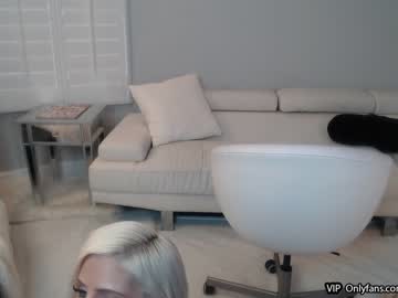 girl cam all day blonde_riderxxx image #3985927