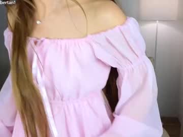 girl cam all day ambertan1 image #8955954