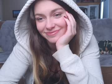 girl cam all day chroniclove image #8621709