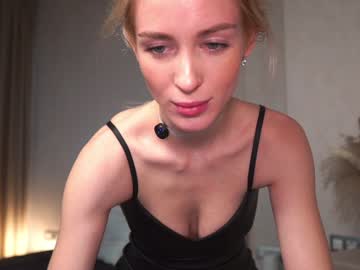 girl cam all day gold_blond image #8387614