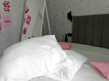 girl cam all day poopl_18 image #9654446
