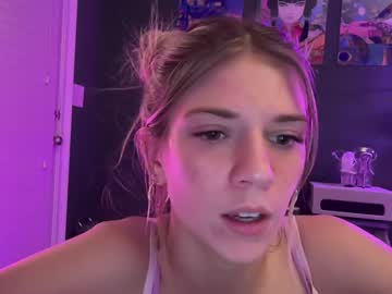 girl cam all day oliviahansleyy image #8127144