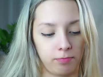 girl cam all day oxonmymind image #9698478