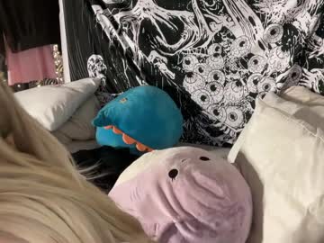 girl cam all day ari_02 image #5397025