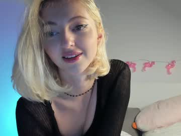 girl cam all day yournaughtymiss image #2832834