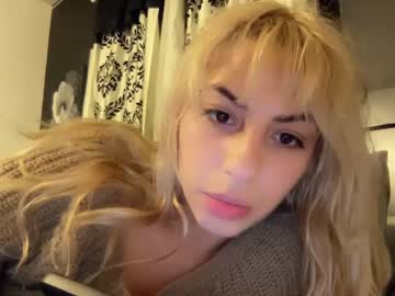 girl cam all day avamonroexo image #4936326