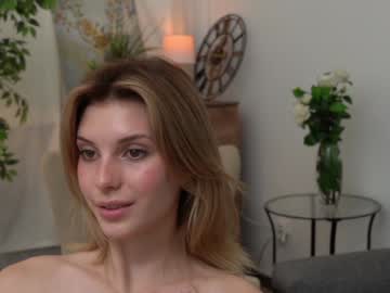 girl cam all day refined_style image #7887679