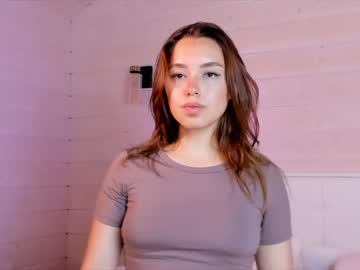 girl cam all day darling_kira image #2617353