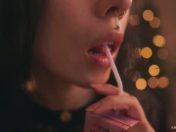 girl cam all day ambientink image #3399381