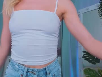 girl cam all day emmi_rosee image #1257069