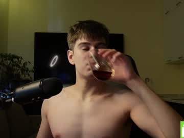 man cam all day artdimension image #7285408