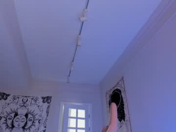 girl cam all day uhhottie image #6663614