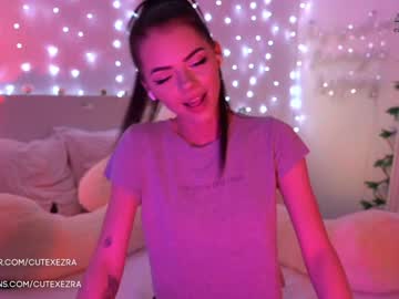 girl cam all day ezra image #1518272