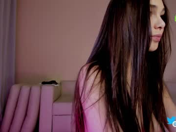 girl cam all day hollyextra image #4600090