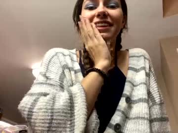 girl cam all day chroniclove image #2273086