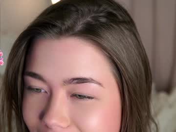girl cam all day oxonmymind image #8648980