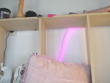 girl cam all day queenelia image #7073864