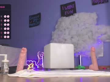 girl cam all day queenelia image #5896807