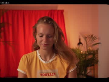 girl cam all day chillwithkira image #2350968