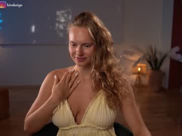 girl cam all day chillwithkira image #4785036