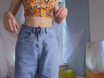 girl cam all day eadlindanforth image #7340855