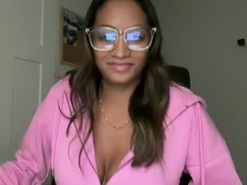 Cam for therealgiana