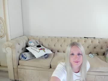 girl cam all day missblondecutie image #2308859