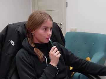 girl cam all day abby_laker image #8595221