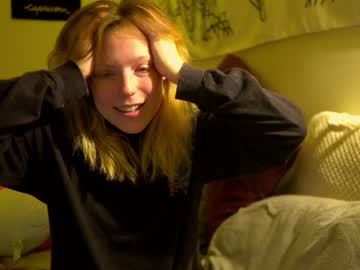 girl cam all day crimsonxrapture image #864990
