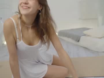 girl cam all day eli_sun image #6275336