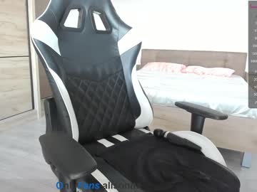 girl cam all day daddysprincess7 image #2340069