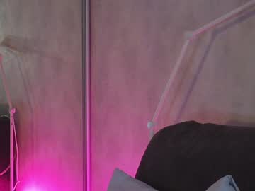 girl cam all day tia__moon image #9495000