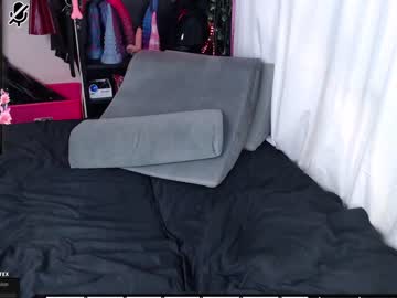 girl cam all day lilithinlatex image #6978477