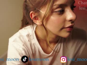 girl cam all day lesi_moon image #6130562