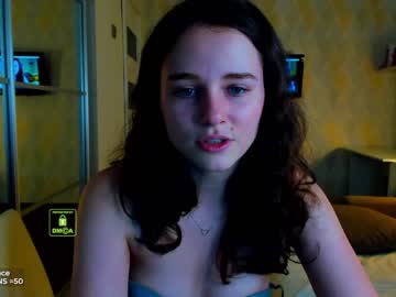 girl cam all day demurelixir image #3169955