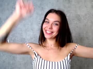 girl cam all day nika_lodge image #2370227