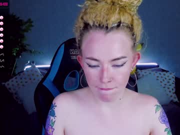 girl cam all day sedwunder image #2122246