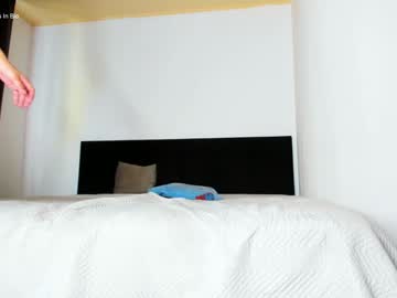 couple cam all day lenoreandjasonsroom image #7421185