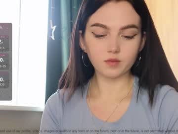 girl cam all day small_blondee image #6664183