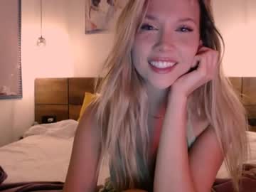 girl cam all day bitter_moon image #3985868