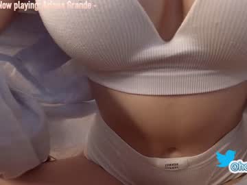 girl cam all day hollyextra image #757817
