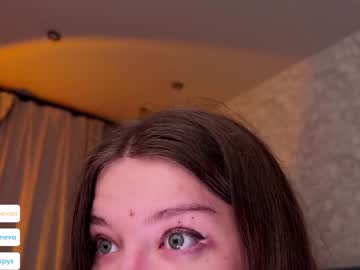 girl cam all day coyness_geneva image #6703614