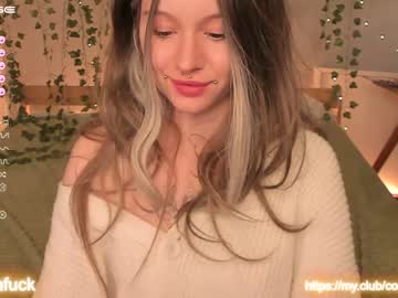 girl cam all day concept_girl image #3839026
